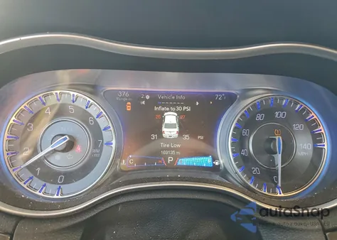 2017 Chrysler 300C z USA, uszkodzony, nr VIN 2C3CCAEG6HH646090